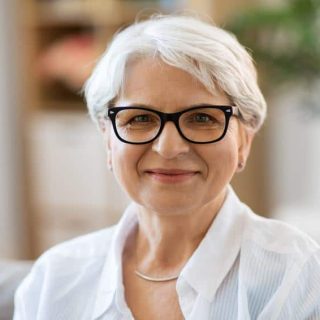 hairstyle for 50-60 year old women