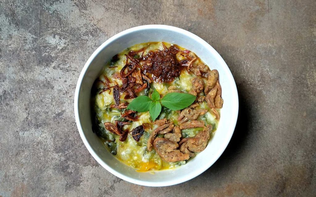 Indonesian Food:  Tinutuan (Manadonese Vegetable Porridge)