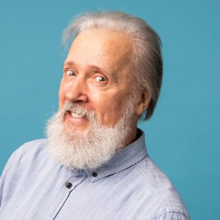 medium hairstyle for men over 70