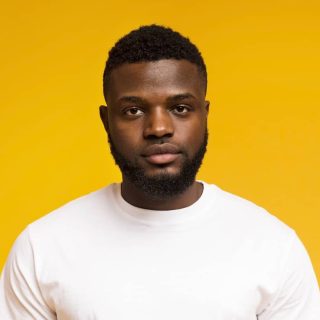 black men's short hairstyle