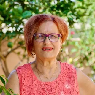 asymmetrical haircut for over 50