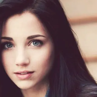 Black Hair and Blue Eyes for girl