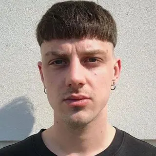 bowl haircut boy