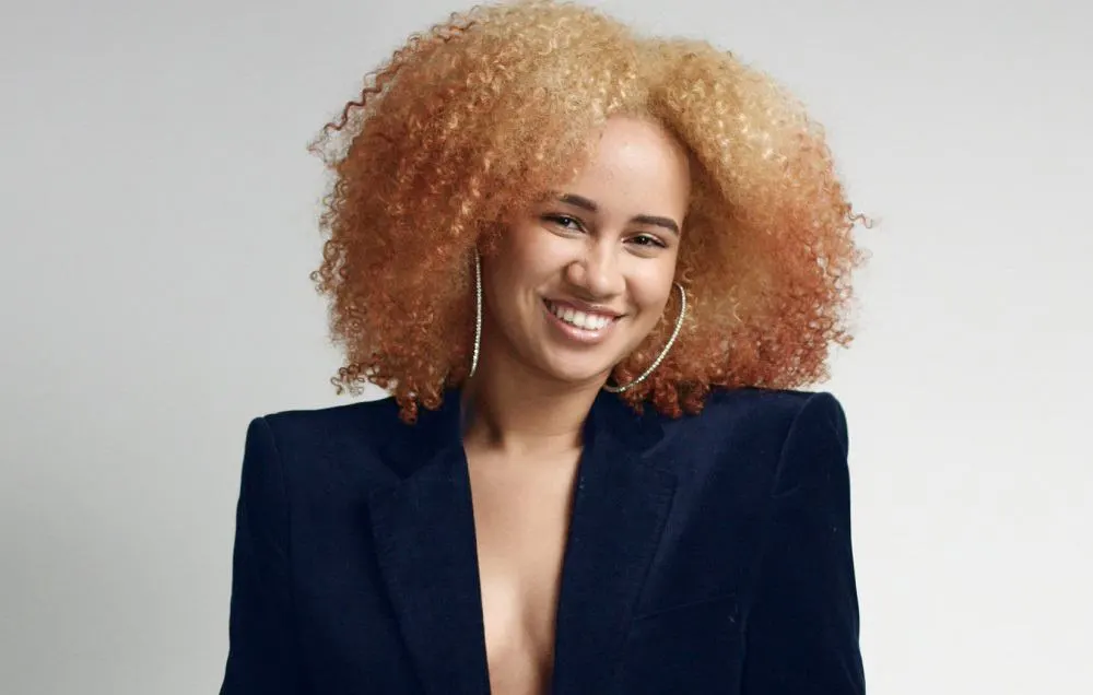 curly ombre hairstyle for mixed race girls