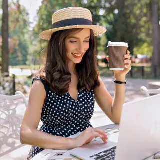 hairstyles to wear with a hat for work