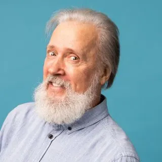 medium hairstyle for men over 70
