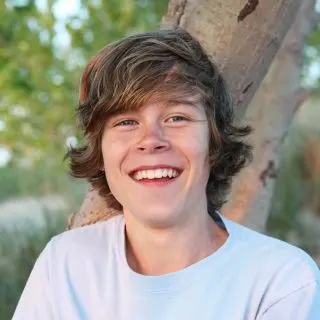 medium hairstyle for teenage guys