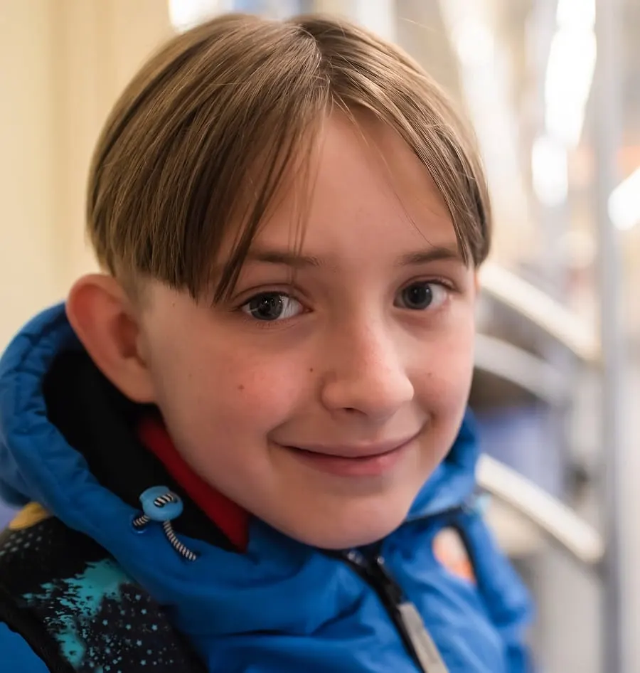 middle part hairstyle for 11 year old boy