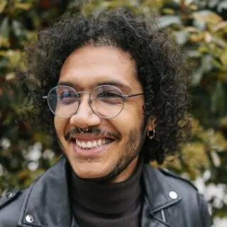 patchy beard style
