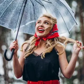 rainy day hairstyle