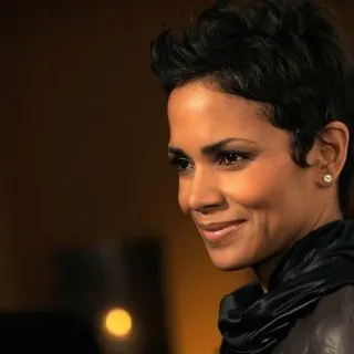 short hairstyle for thick hair over 50
