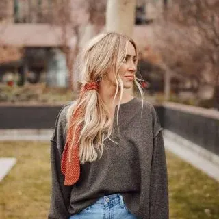 side ponytail