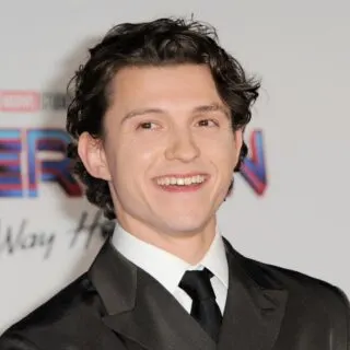 Tom Holland haircut