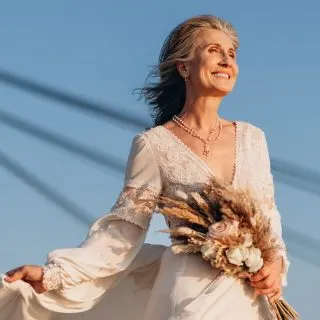 wedding hairstyle for bride over 50